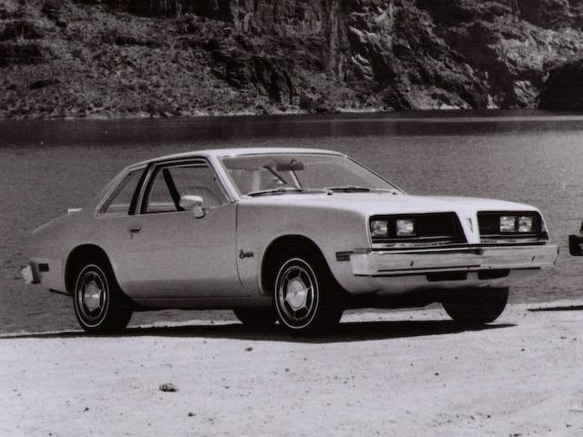 Pontiac Sunbird 2.3 MT (78 л.с.) - I 1975 – 1980, купе