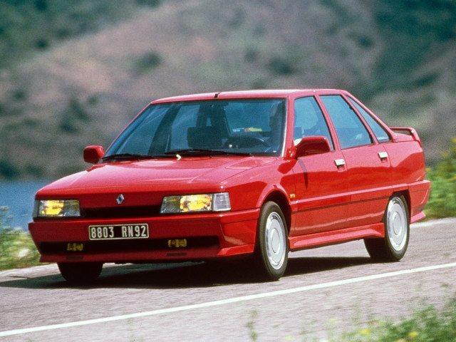 Renault 21 2.1D MT (74 л.с.) -  1986 – 1995, седан
