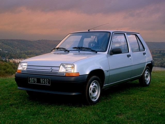 Renault 5 1.4 MT (64 л.с.) - II 1984 – 2002, хэтчбек 5 дв.