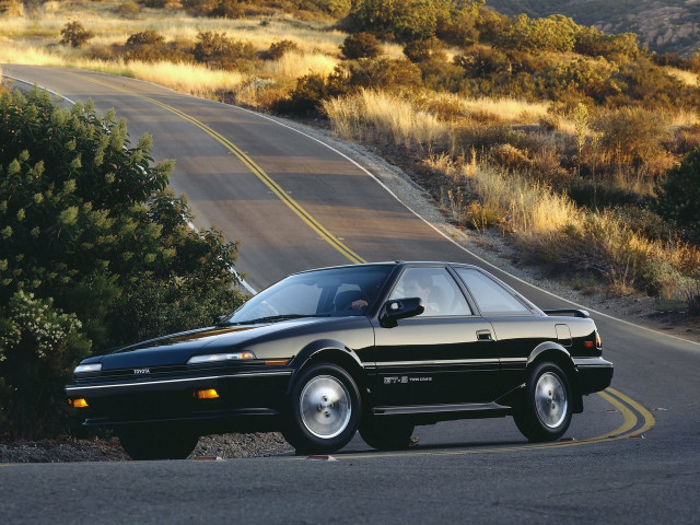 Toyota VI (E90) купе 1989-1991
