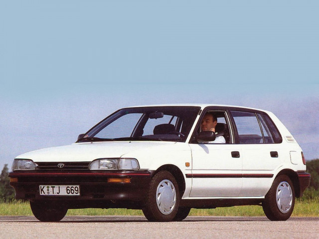 Toyota VI (E90) хэтчбек 5 дв. 1987-1992