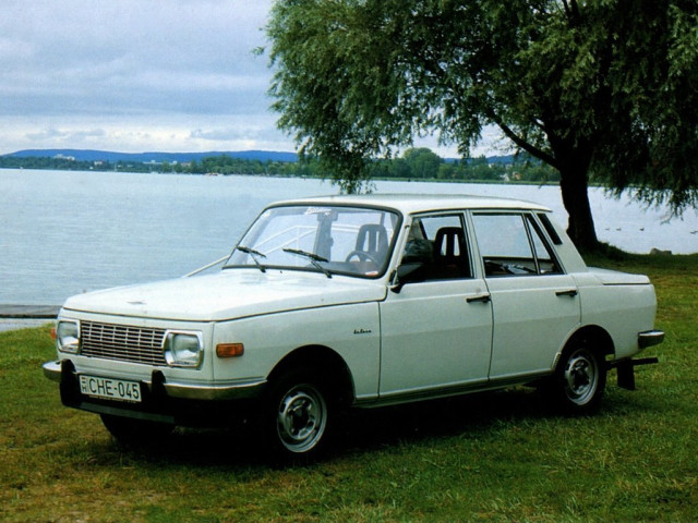 Wartburg 353 1.0 MT (50 л.с.) -  1966 – 1989, седан