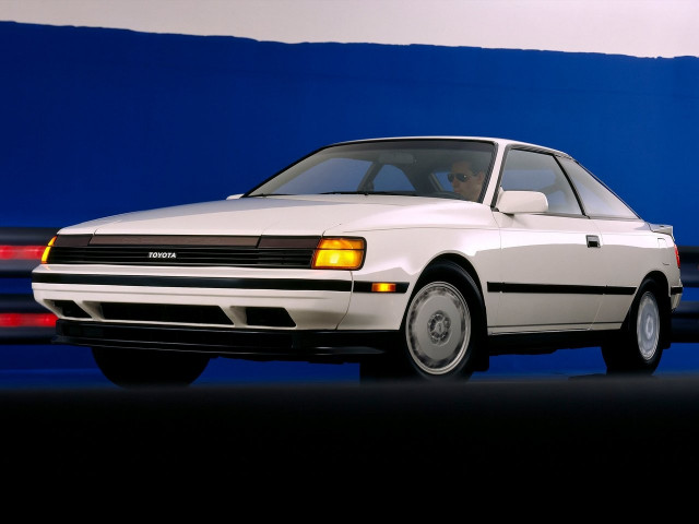 Toyota Celica 2.0 AT (150 л.с.) - IV (T160) 1985 – 1990, лифтбек