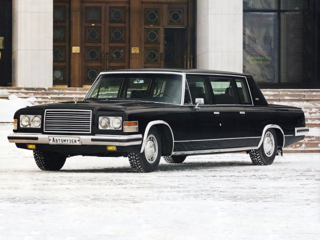 ЗИЛ 4104 7.7 AT (315 л.с.) -  1978 – 2002, лимузин
