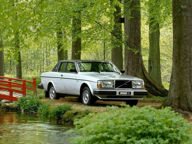 Volvo седан 2 дв. 1977-1978