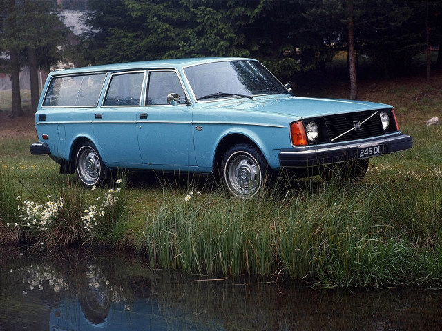 Volvo 240 Series 2.1 AT (122 л.с.) -  1974 – 1993, универсал 5 дв.