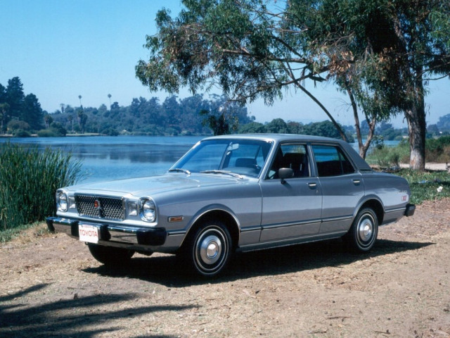 Toyota Cressida 2.0 AT (105 л.с.) - I (X30, X40) 1977 – 1981, седан