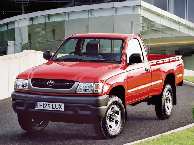 Toyota Hilux 2.0 MT (110 л.с.) - VI Рестайлинг 2001 – 2005, пикап одинарная кабина