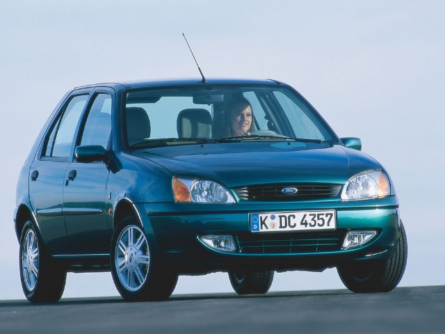 Ford Fiesta 1.8D MT (60 л.с.) - Mk4 Рестайлинг 1999 – 2002, хэтчбек 5 дв.