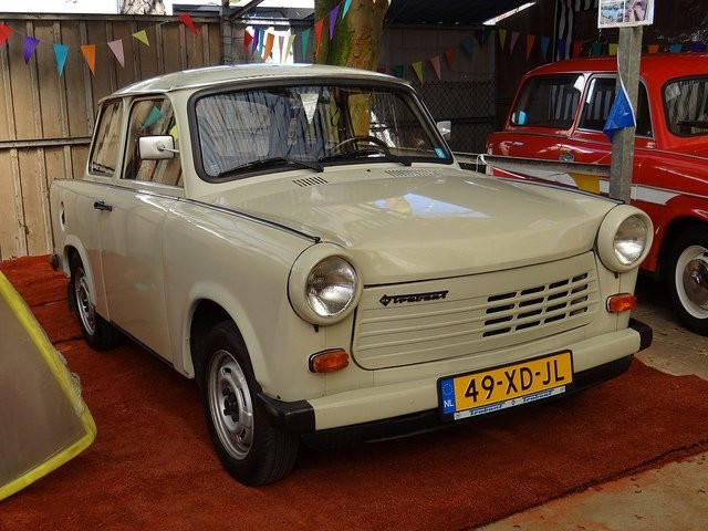 Trabant седан 2 дв. 1990-1991