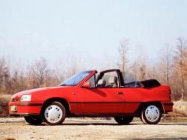 Vauxhall Astra 2.0 AT (116 л.с.) - E 1984 – 1993, кабриолет
