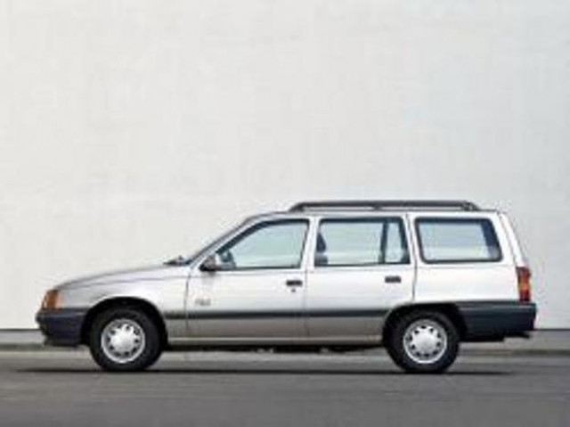Vauxhall Astra 1.6 MT (90 л.с.) - E 1984 – 1993, универсал 5 дв.
