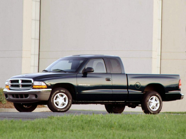 Dodge Dakota 3.8 MT 4x4 (214 л.с.) - II 1997 – 2004, пикап полуторная кабина