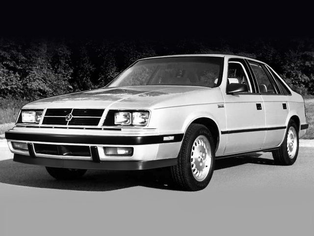 Dodge Lancer 2.3 MT (99 л.с.) -  1985 – 1989, лифтбек