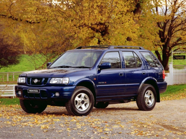 Holden Frontera 2.0 MT 4x4 (115 л.с.) -  1998 – 2003, внедорожник 5 дв.