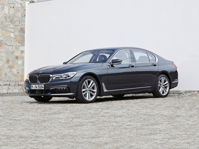 BMW 7 серии 2.0 AT (326 л.с.) - VI (G11/G12) 2015 – 2019, седан