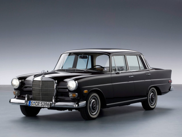 Mercedes-Benz W110 2.3 MT (120 л.с.) - Second Series 1965 – 1968, седан
