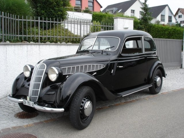 BMW 321 2.0 MT (46 л.с.) - I 1937 – 1950, седан 2 дв.