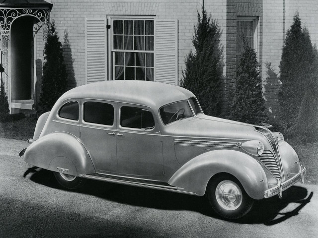 Hudson седан 1936-1937