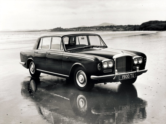 Bentley T-Series 6.3 AT (260 л.с.) -  1965 – 1980, седан