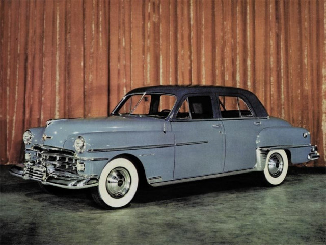 Chrysler Windsor 4.4 MT (119 л.с.) -  1953 – 1954, седан