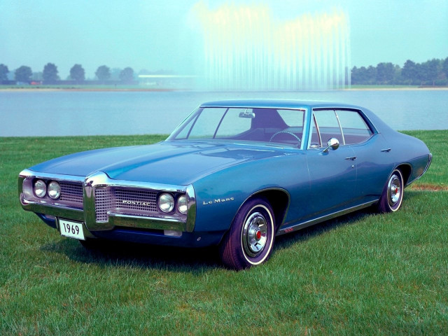 Pontiac III седан-хардтоп 1968-1972
