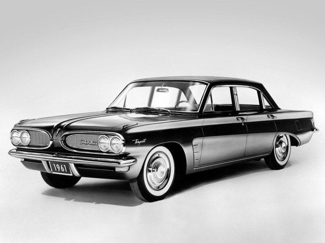 Pontiac Tempest 6.4 MT (140 л.с.) - I 1961 – 1963, седан
