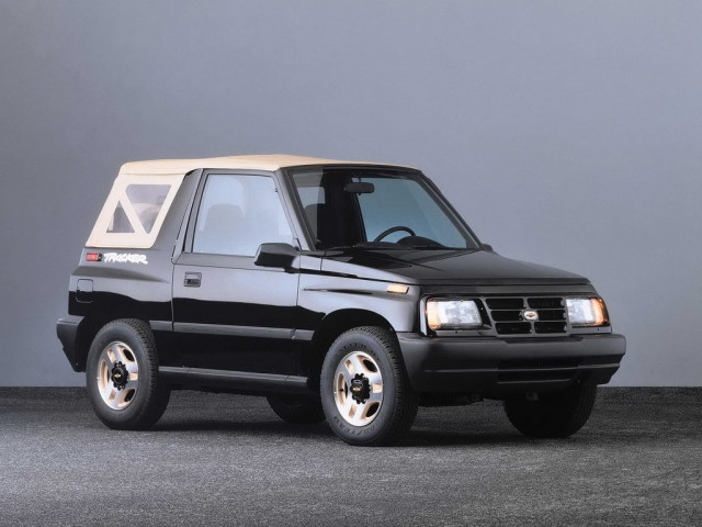 Chevrolet Tracker 1.6 AT (97 л.с.) - I 1989 – 1998, внедорожник открытый