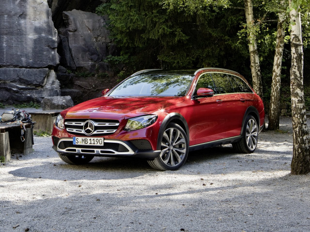 Mercedes-Benz E-Класс 3.0D AT 4x4 E 350 d 4MATIC All-Terrain Luxury (249 л.с.) - V (W213, S213, C238) 2016 – 2021, универсал 5 дв.
