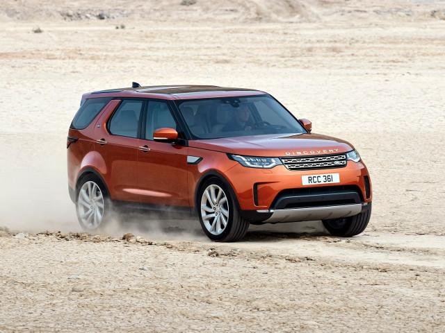Land Rover Discovery 2.0D AT 4x4 (180 л.с.) - V 2016 – 2021, внедорожник 5 дв.