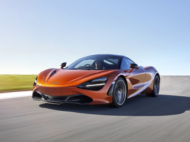 McLaren 720S 4.0 AMT (720 л.с.) -  2017 – н.в., купе