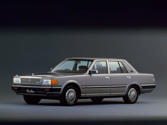 Nissan Gloria 3.0 AT (180 л.с.) - VII (Y30) 1983 – 1999, седан