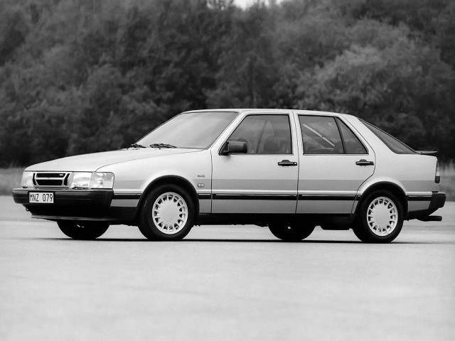 Saab 9000 2.0 MT (126 л.с.) - I 1984 – 1994, лифтбек