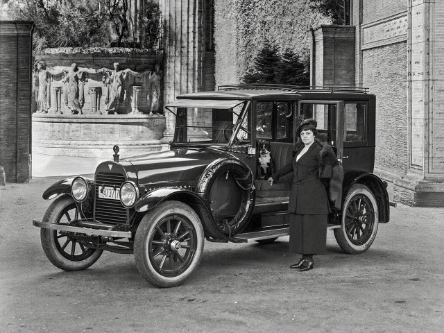 Hudson седан 1916-1928