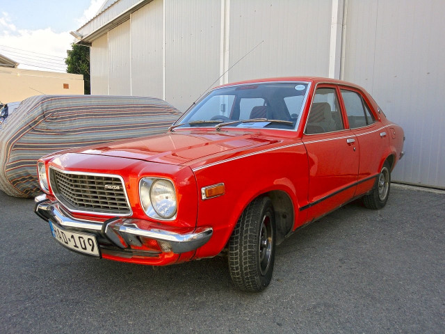 Mazda 818 1.3 MT (60 л.с.) -  1974 – 1978, седан