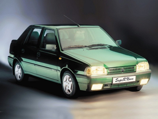 Dacia SuperNova 1.4 MT (75 л.с.) - I 2000 – 2003, лифтбек