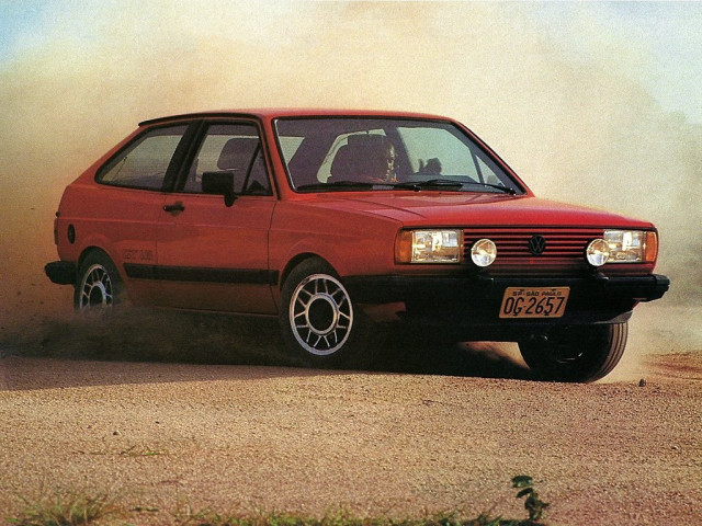 Volkswagen Gol 1.8 MT (89 л.с.) - I 1980 – 1994, хэтчбек 3 дв.
