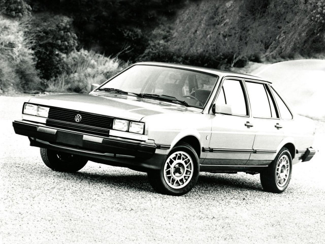 Volkswagen Quantum 1.8 AT (90 л.с.) - I 1985 – 1988, седан
