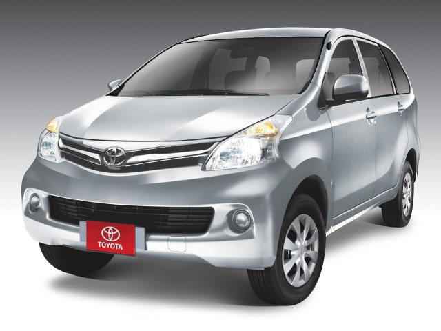 Toyota Avanza 1.5 AT (104 л.с.) - II 2011 – н.в., минивэн