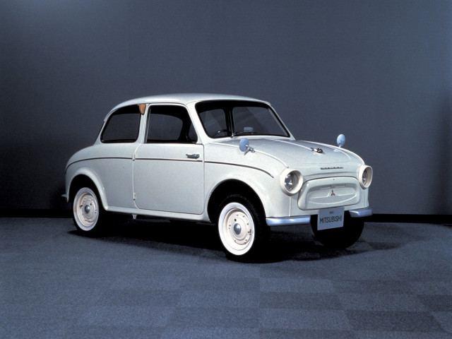 Mitsubishi 500 0.5 MT (21 л.с.) - I 1960 – 1962, седан 2 дв.