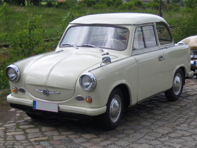 Trabant 600 0.6 MT (23 л.с.) -  1962 – 1964, седан