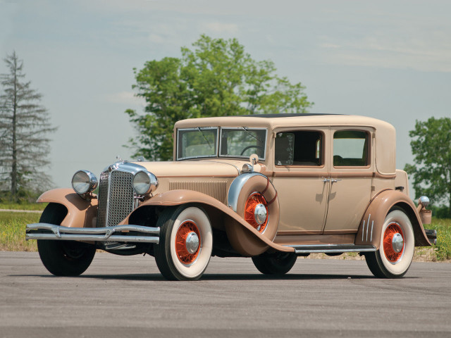 Chrysler II седан 1931-1933
