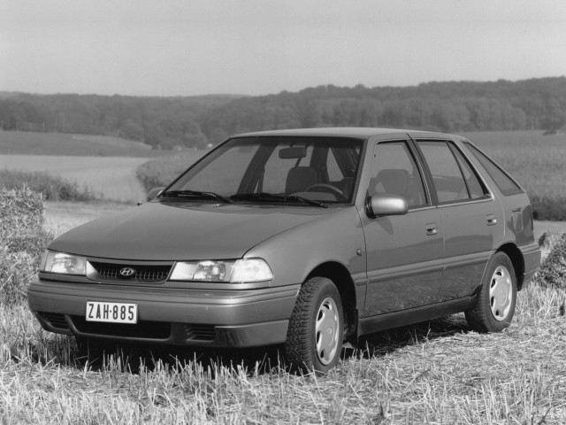 Hyundai Pony 1.5 AT (84 л.с.) - X2 1989 – 1994, хэтчбек 5 дв.