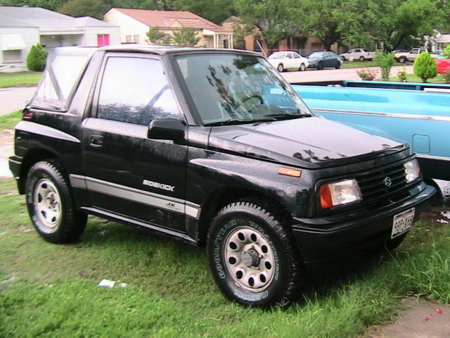 Suzuki Sidekick 1.6 MT 4x4 (97 л.с.) - I 1988 – 1998, внедорожник открытый
