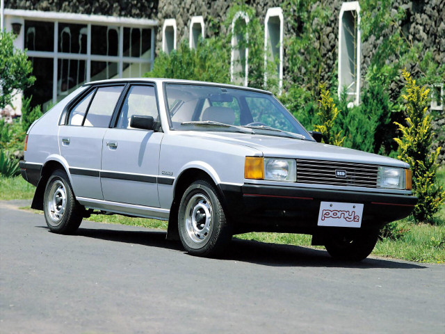 Hyundai Pony 1.3 MT (54 л.с.) - II 1982 – 1990, хэтчбек 5 дв.