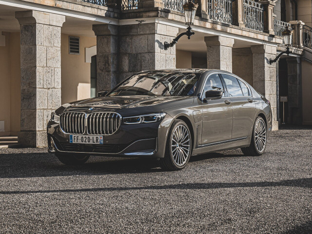 BMW 7 серии 3.0D AT (265 л.с.) - VI (G11/G12) Рестайлинг 2019 – н.в., седан
