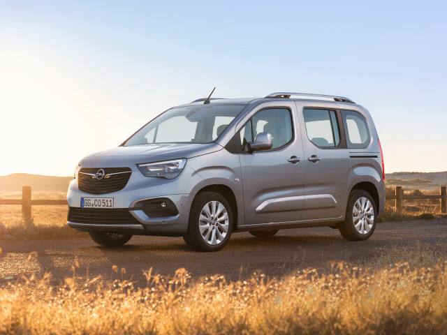 Opel Combo 1.5D MT (102 л.с.) - E 2018 – н.в., компактвэн