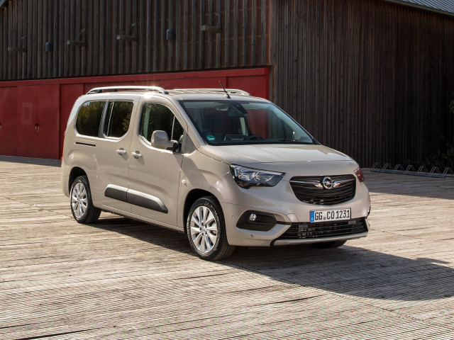 Opel Combo AT (136 л.с.) - E 2018 – н.в., компактвэн