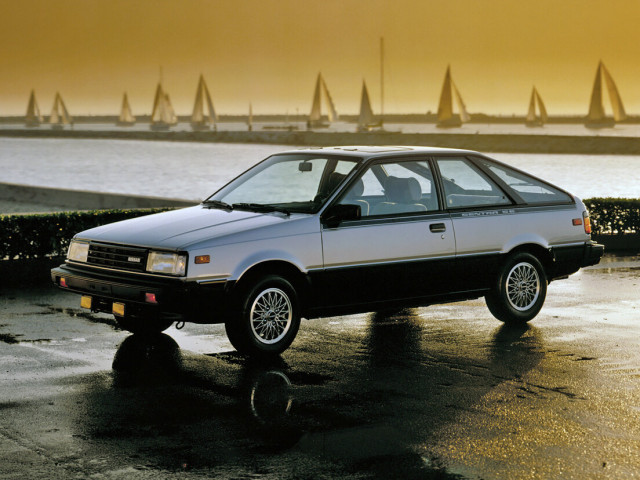 Nissan Sentra 1.5 MT (75 л.с.) - I (B11) 1982 – 1986, купе