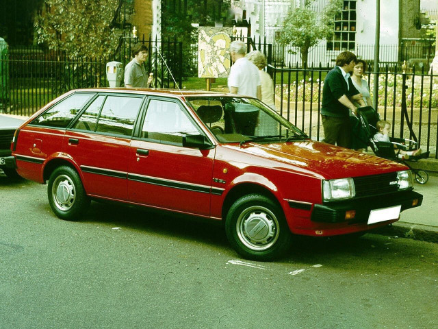 Nissan Sentra 1.5 MT (75 л.с.) - I (B11) 1982 – 1986, универсал 5 дв.
